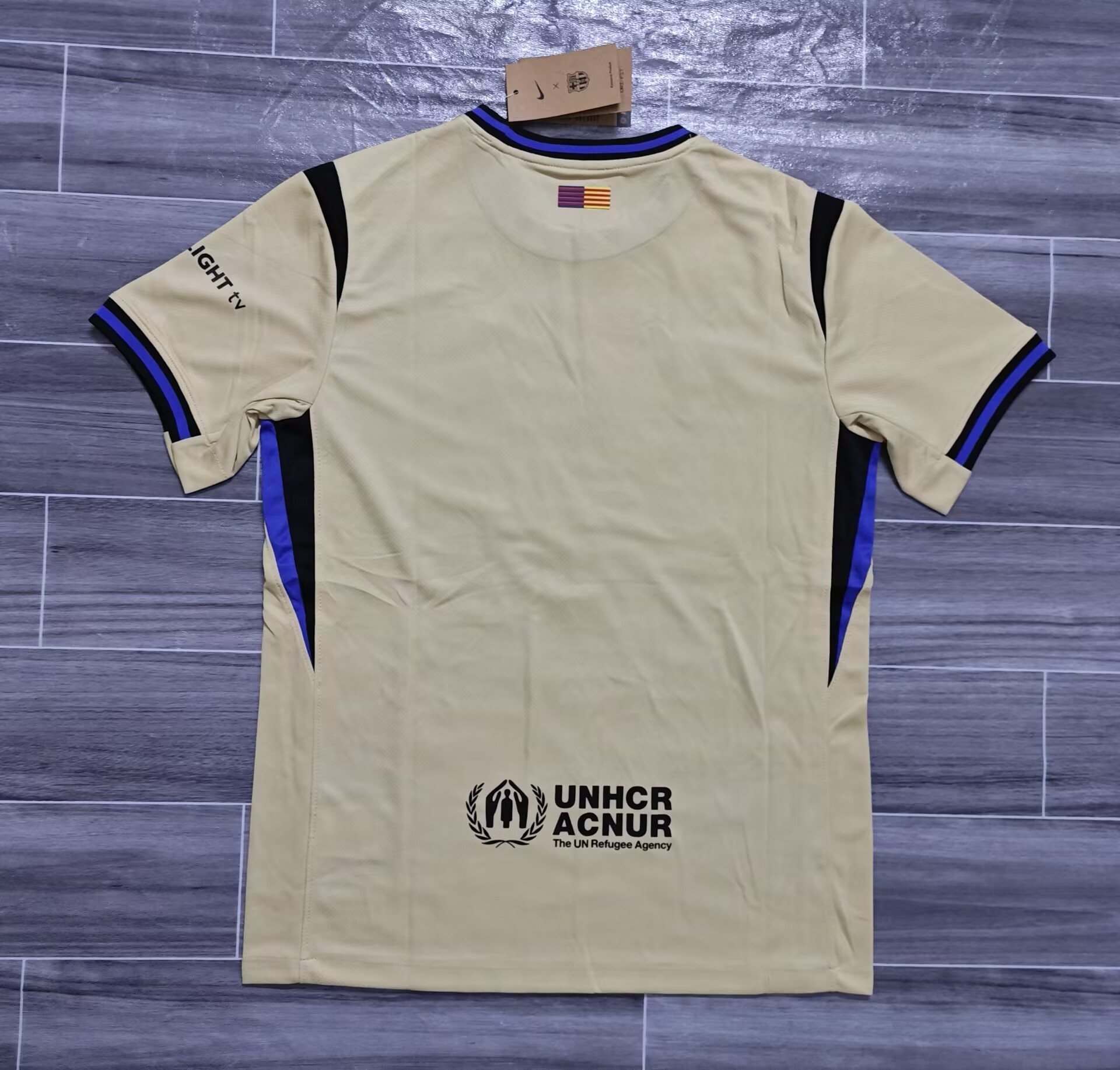 FC Barcelona Away Jersey 25/26 – Golden Elegance - Image 2