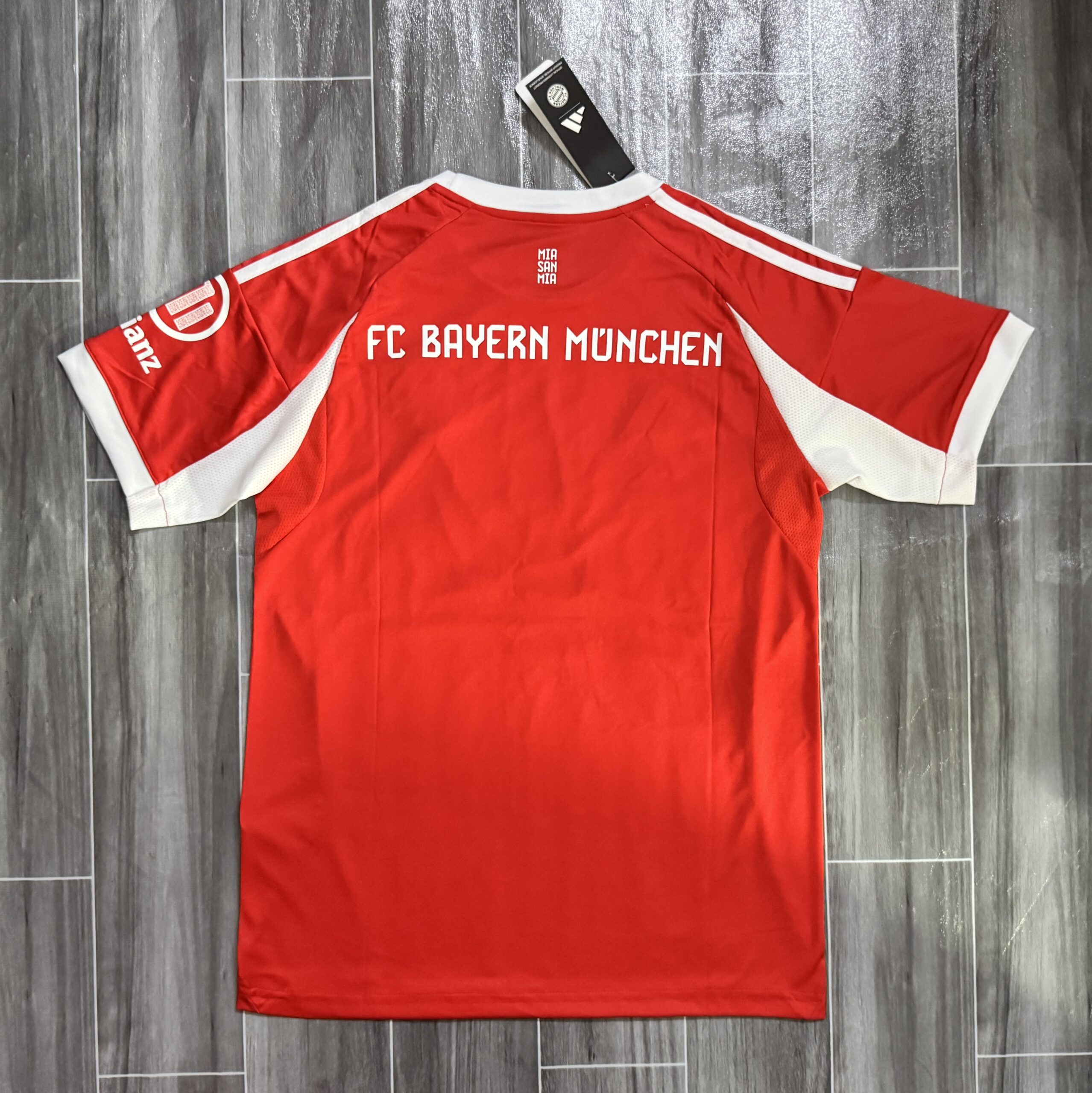 Bayern Munich Home Jersey 25/26 - Image 2