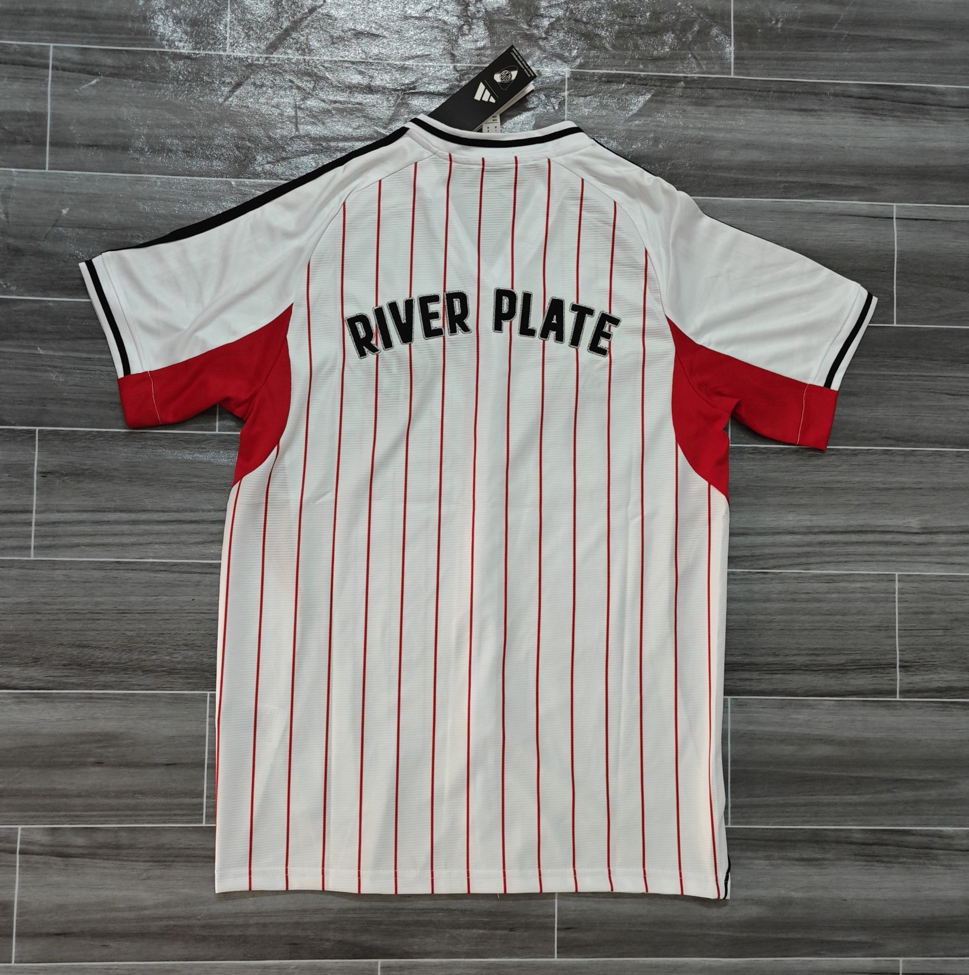 River Plate Special Edition Jersey 2025 – Exclusive Los Millonarios Football Shirt - Image 2