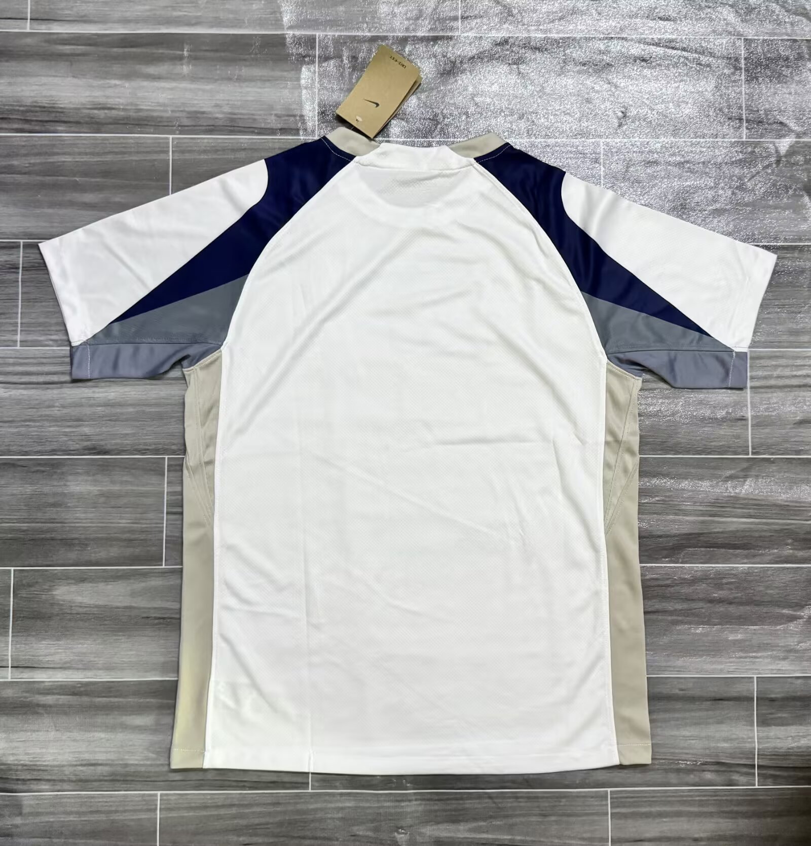 Tottenham Hotspur Special Edition Jersey 2025/26 – Exclusive Spurs Football Shirt - Image 2